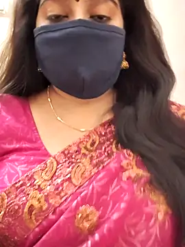 Snapshot of saritha29 chatting on 15, 7, 2026 saritha29 online show from 15, 7, 2026