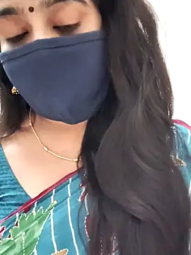 Snapshot of saritha29 chatting on 14, 7, 2026 saritha29 online show from 14, 7, 2026