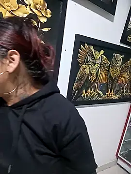 snow belle online show from 11, 9, 2025