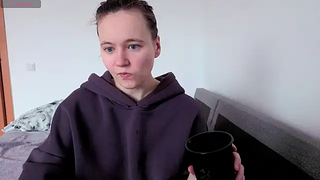 Ericha Stone online show from 8, 5, 2026