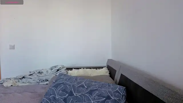 Ericha Stone online show from 6, 5, 2026