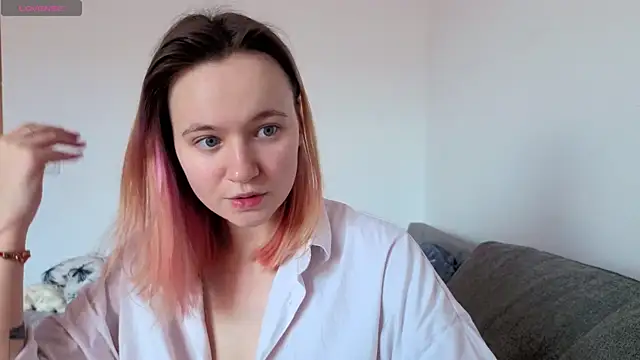 Ericha Stone online show from 4, 5, 2026