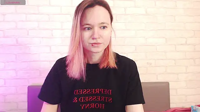 Ericha Stone online show from 17, 4, 2026