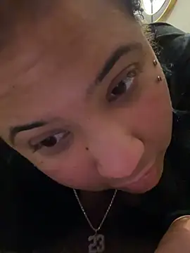 StylishEchium online show from 11, 11, 2025