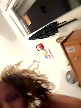 StylishEchium online show from 18, 9, 2025