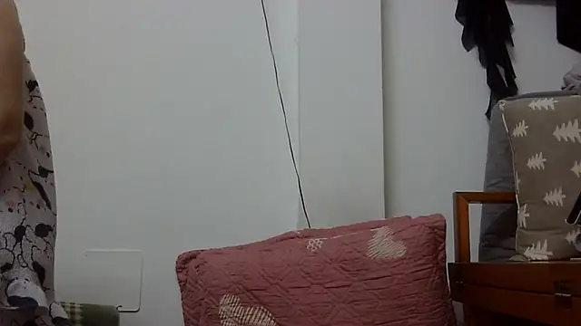 Snapshot of Kiko_sunflower chatting on 13, 6, 2026 Kiko sunflower online show from 13, 6, 2026