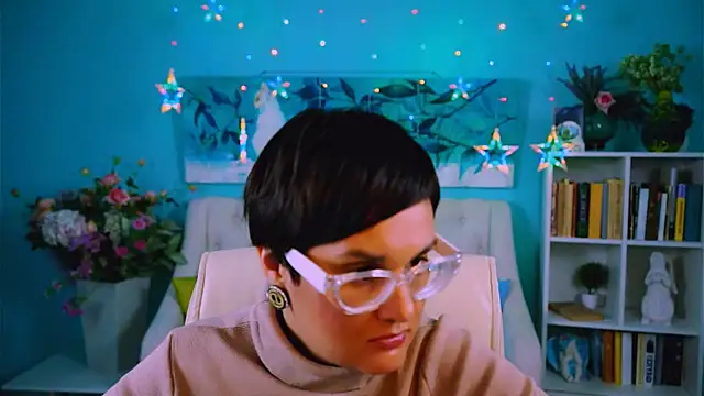 LauraDavidsons online show from 29, 9, 2025