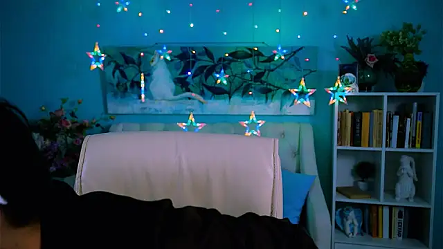 LauraDavidsons online show from 21, 9, 2025