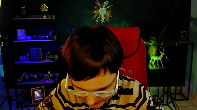 LauraDavidsons online show from 19, 12, 2025