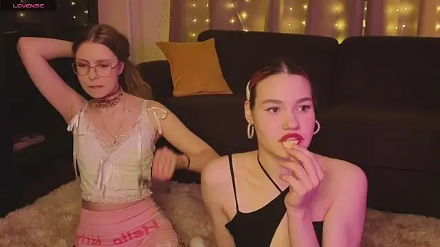 Snapshot of MauraSpurrier chatting on 24, 9, 2025 MauraSpurrier online show from 24, 9, 2025