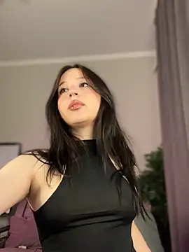 YourLittleDevil online show from 20, 9, 2025