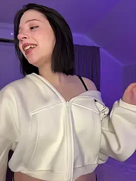YourLittleDevil online show from 19, 5, 2026