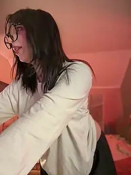 YourLittleDevil online show from 19, 3, 2026