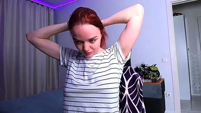 JanetShy online show from 22, 10, 2025