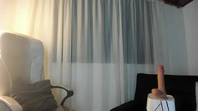 Angeel of lust online show from 4, 10, 2025