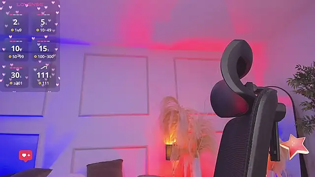 Emilywillis8 online show from 24, 11, 2025