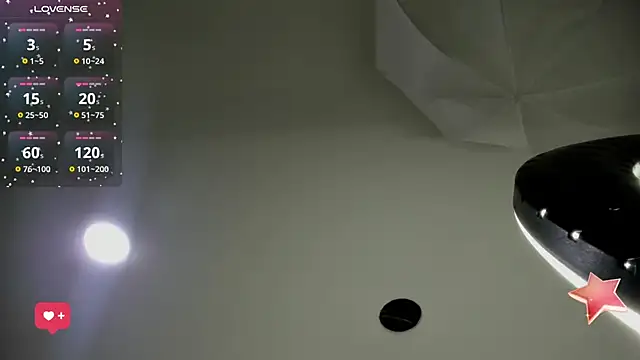 Emilywillis8 online show from 27, 9, 2025