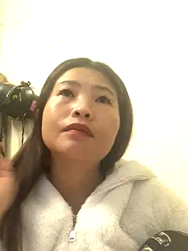 LiLy-0477 online show from 28, 9, 2025