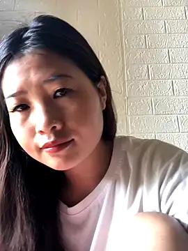 LiLy-0477 online show from 9, 9, 2025