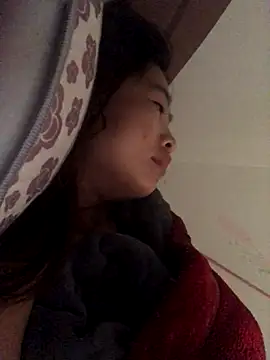 LiLy-0477 online show from 9, 11, 2025