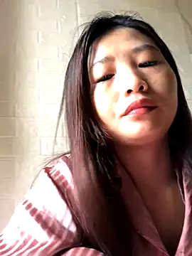 LiLy-0477 online show from 4, 10, 2025