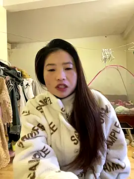 LiLy-0477 online show from 18, 11, 2025