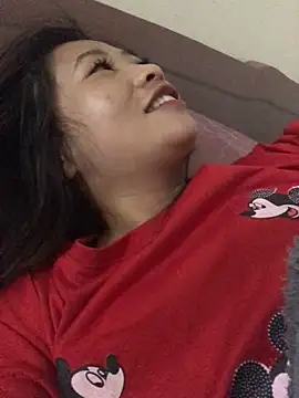 LiLy-0477 online show from 11, 9, 2025