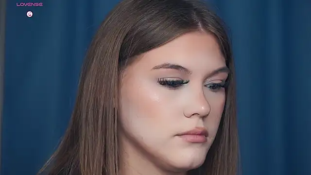 LilyHeupel online show from 29, 9, 2025