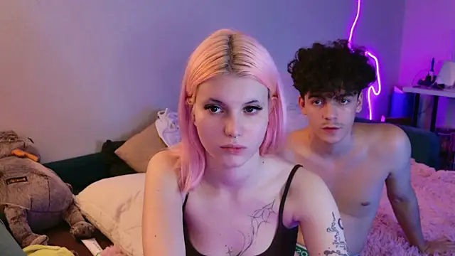 Alice18James online show from 8, 9, 2025