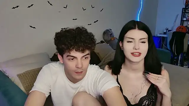 Alice18James online show from 28, 10, 2025