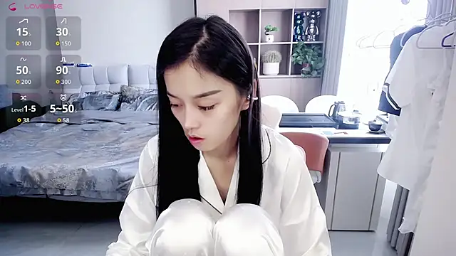 Snapshot of Xiao-zuzongl chatting on 2, 10, 2025 Xiao-zuzongl online show from 2, 10, 2025