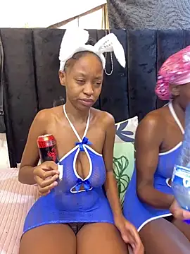 SexyPetitex25 online show from 14, 3, 2026