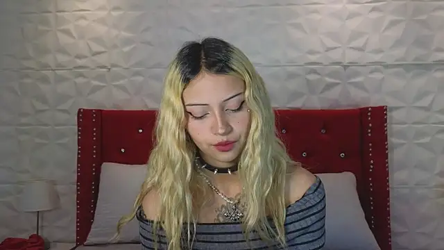 Lucy n pink online show from 24, 10, 2025