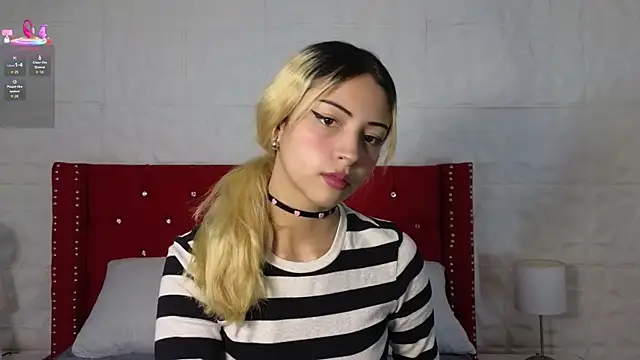 Lucy n pink online show from 28, 11, 2025