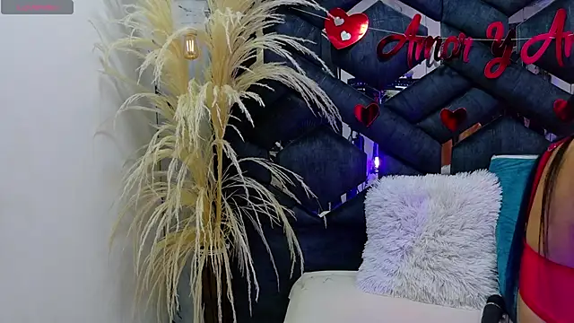 Snapshot of Madison_03 chatting on 19, 9, 2025 Madison 03 online show from 19, 9, 2025