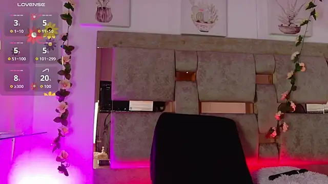 Snapshot of Madison_03 chatting on 15, 10, 2025 Madison 03 online show from 15, 10, 2025