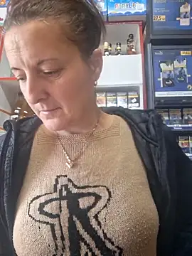 Fluturas2 online show from 5, 10, 2025