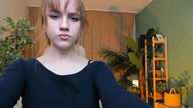 Jamie Chung online show from 15, 12, 2025