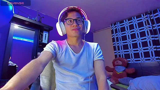 Lunarie  online show from 10, 9, 2025