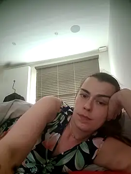 Carolinemiam online show from 1, 6, 2026