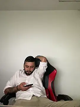 cristopher wallacee online show from 11, 11, 2025