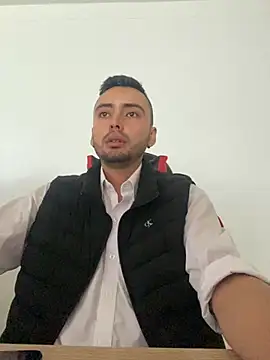 cristopher wallacee online show from 11, 10, 2025