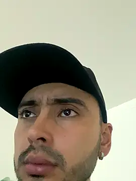 cristopher wallacee online show from 13, 10, 2025