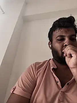 Snapshot of vinay_smalldick chatting on 20, 6, 2026 vinay smalldick online show from 20, 6, 2026