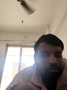 Snapshot of vinay_smalldick chatting on 15, 6, 2026 vinay smalldick online show from 15, 6, 2026