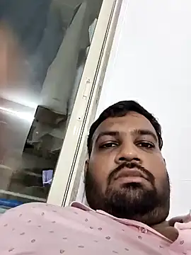 vinay smalldick online show from 19, 5, 2026