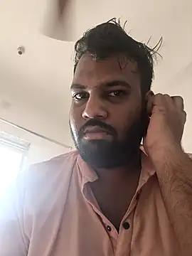 vinay smalldick online show from 6, 5, 2026