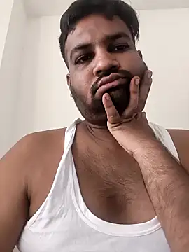 vinay smalldick online show from 11, 5, 2026