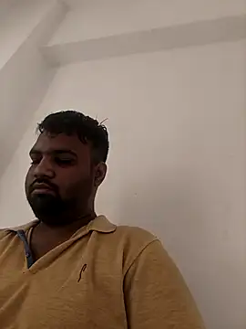 vinay smalldick online show from 14, 4, 2026