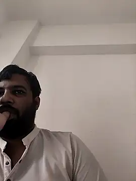 vinay smalldick online show from 2, 4, 2026